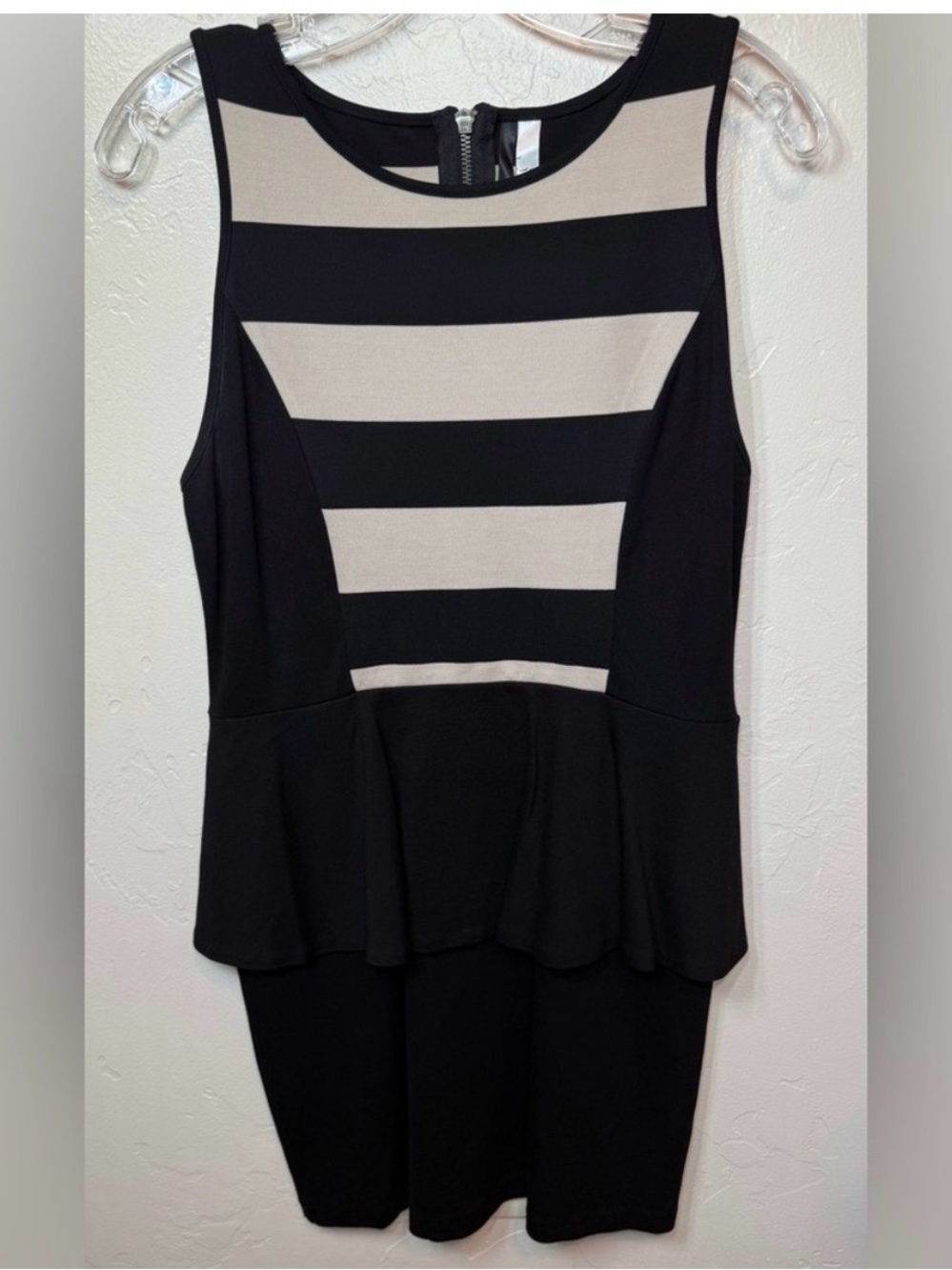 Kensie Black Peplum Bodycon Dress Large - Picture 2 of 6